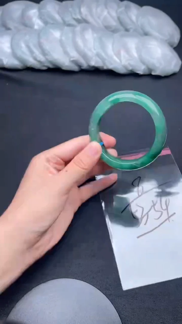 石英质玉（非洲翠）手镯未镶嵌非洲翠A货拍一发一8