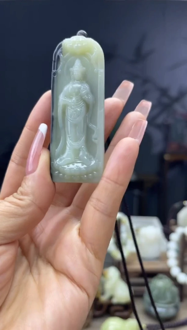 颈饰未镶嵌和田玉1