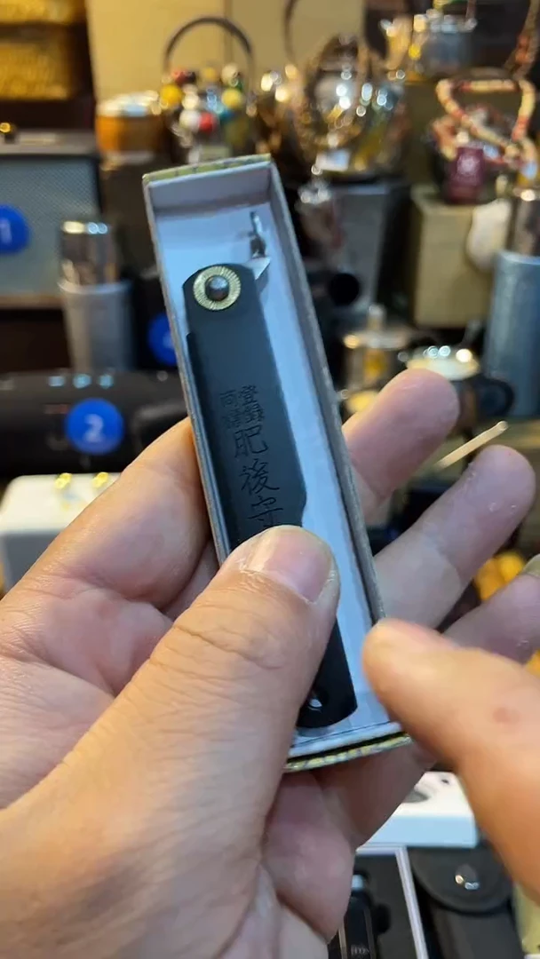 瓷片闪购商品 如图所示