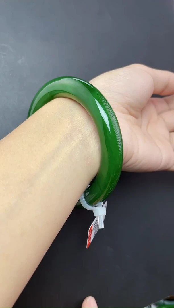 【闪购商品】和田玉手镯未镶嵌传世级碧玉手镯55-59圈口