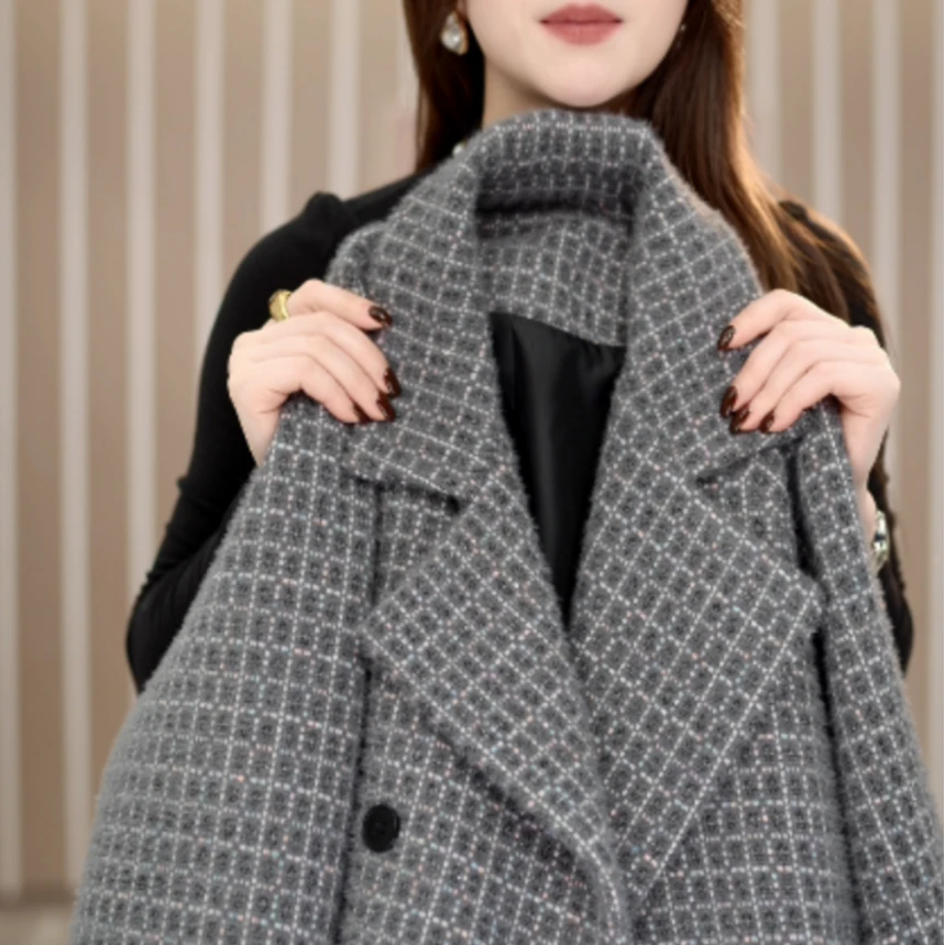 初相识2024秋季新款格纹短款显瘦时尚韩版短外套女h089-欢欢