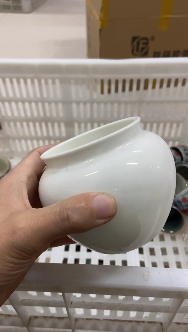 杯子瓷无运费险有瑕疵的摄影的产品有使用过的痕迹有点脏介意勿拍