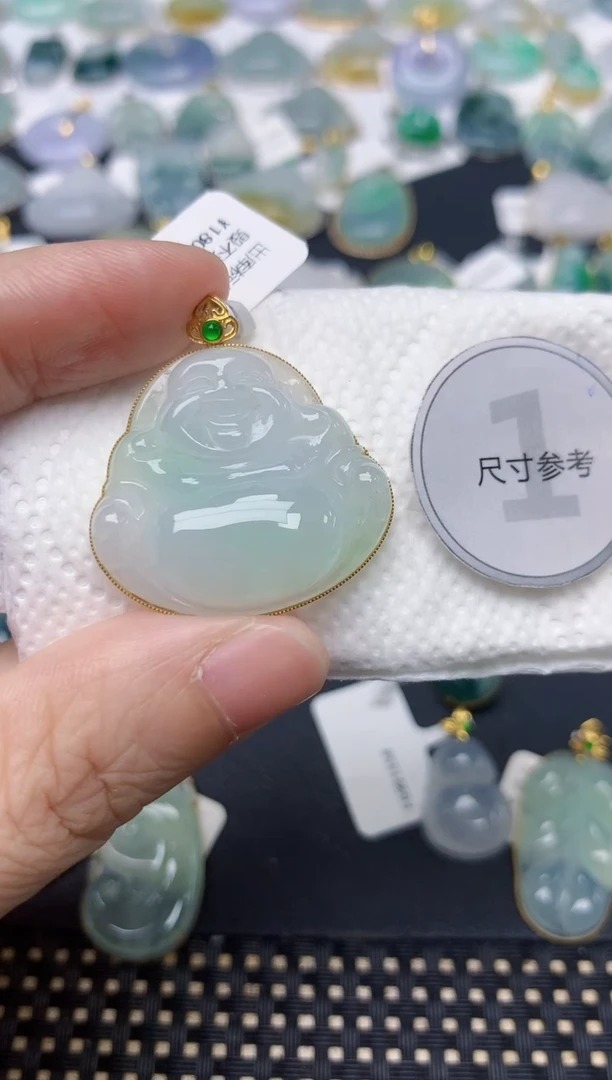 颈饰18K金镶嵌翡翠天然缅甸A货翡翠