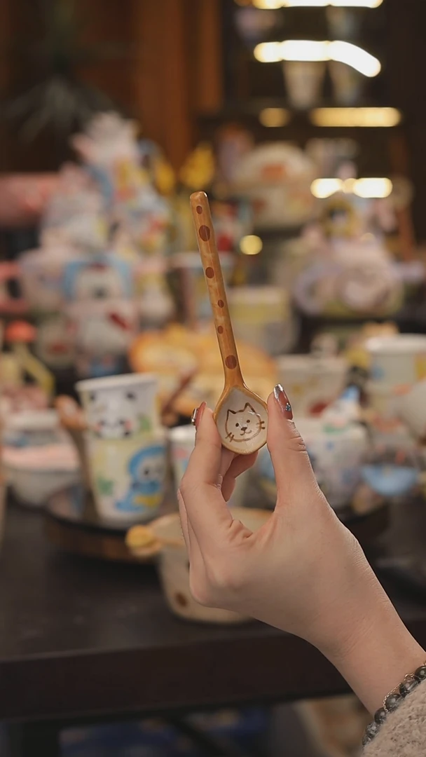 景德镇釉下彩绘设计师款式陶瓷