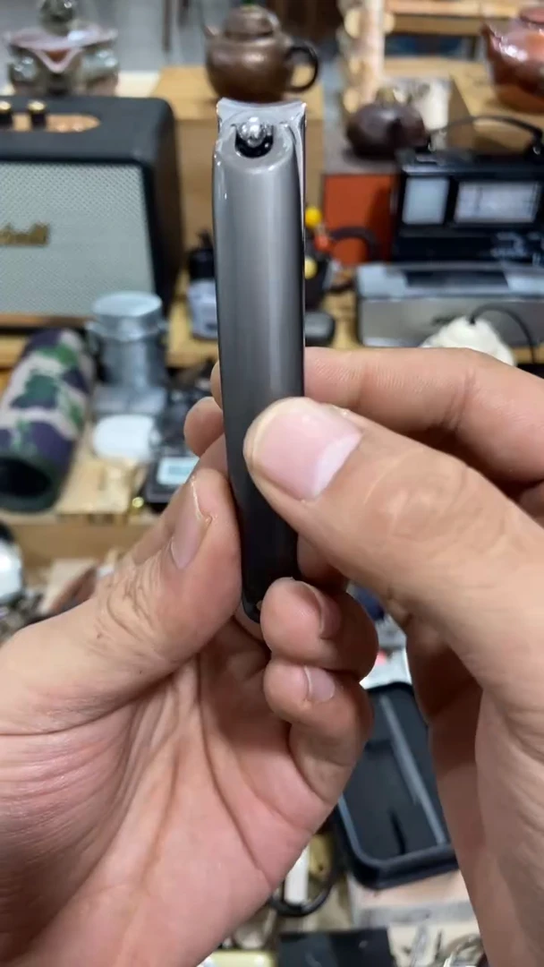 瓷片闪购商品  如图所示