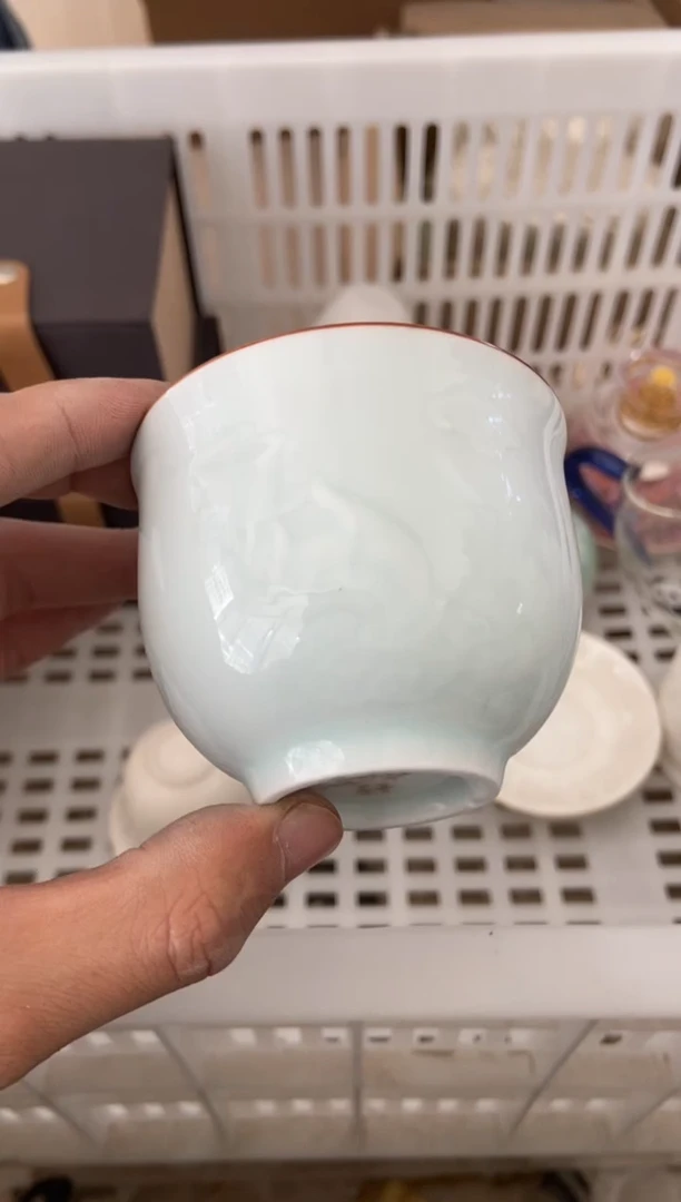 杯无运费险有瑕疵的摄影的产品有使用过的痕迹有点脏介意勿拍