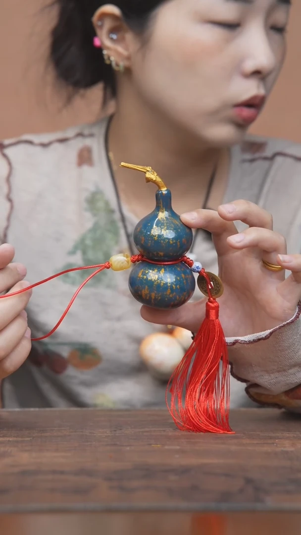 112号--------大漆小葫芦挂件