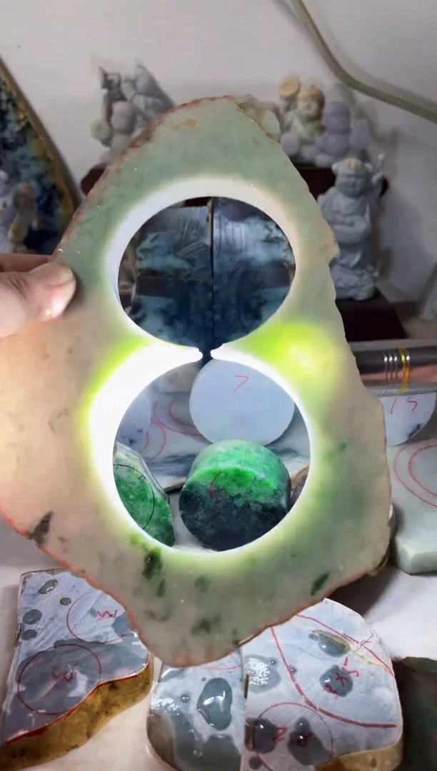 【闪购商品】翡翠吊坠(不含链)未镶嵌A640