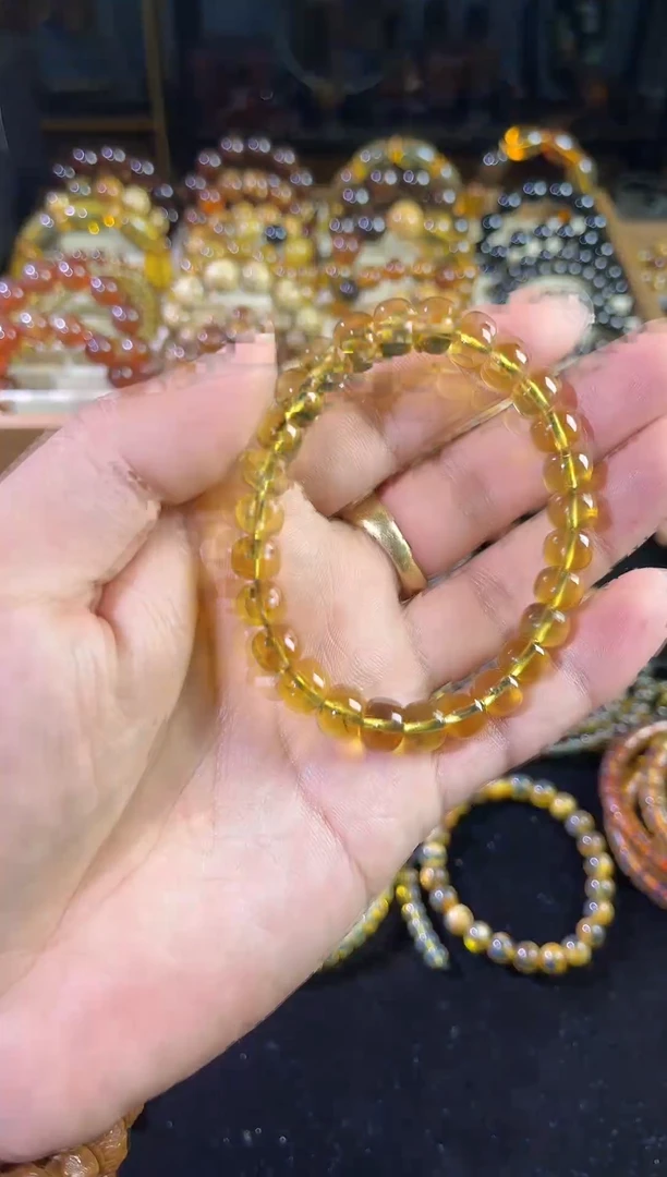 琥珀颈饰未镶嵌8*6mm金珀老型