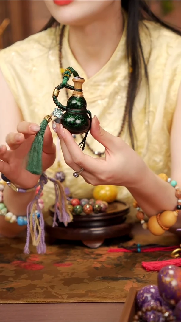 187易林大漆开口小葫芦----168