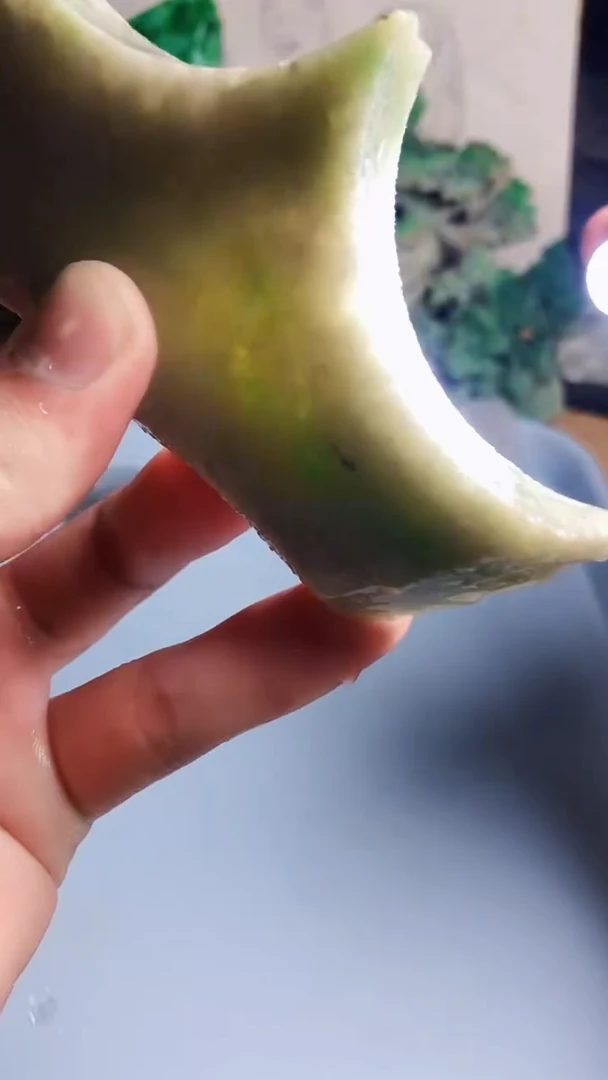 翡翠未镶嵌颈饰天然A货翡翠