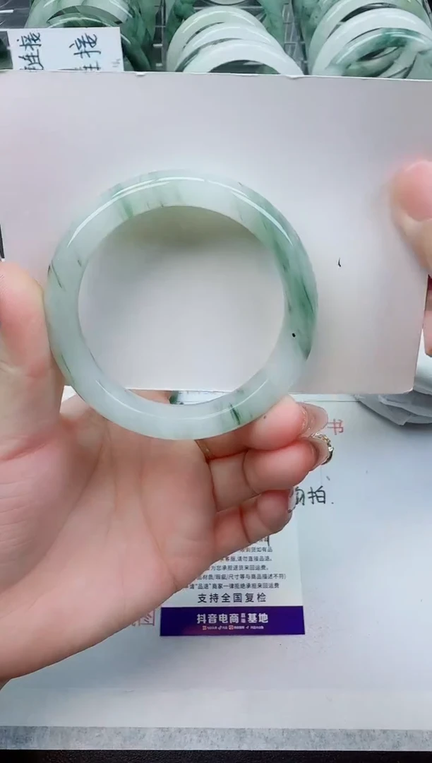 【闪购商品】石英质玉手镯未镶嵌349号/54-55圈