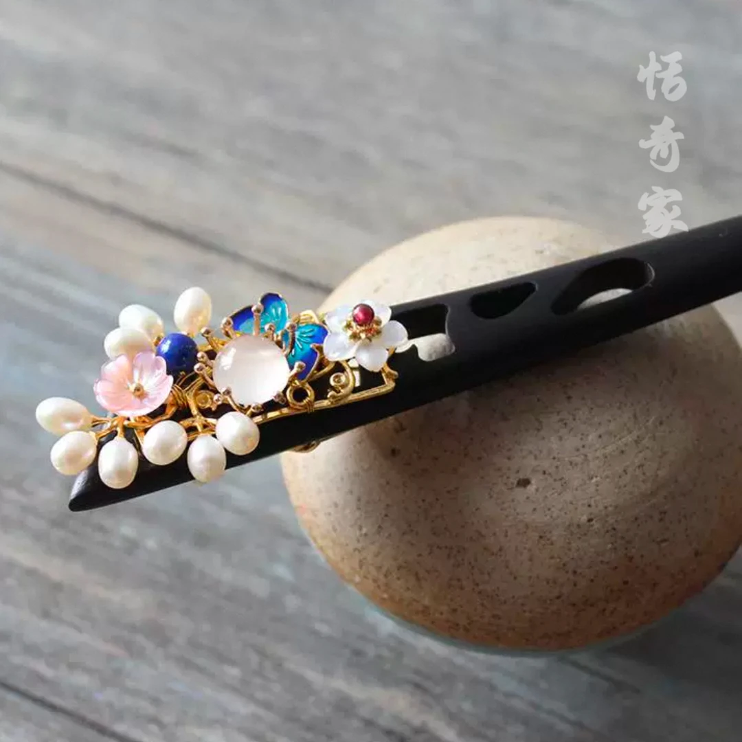 恬奇家2333”月光蝴蝶“高定木质发簪百搭日常简约原创设计镂空