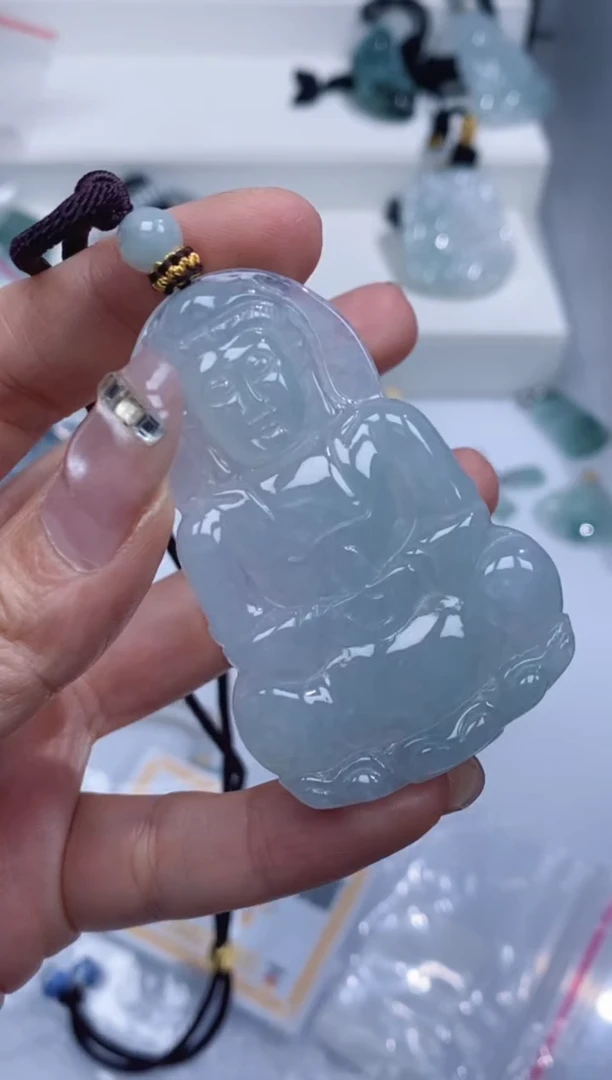 颈饰未镶嵌翡翠吊坠