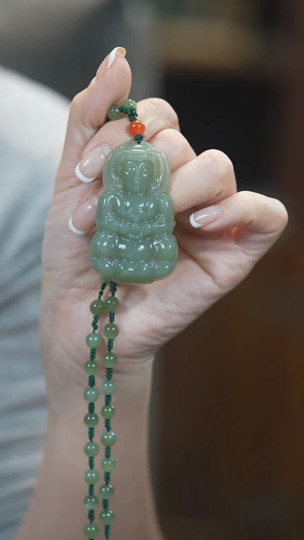 颈饰未镶嵌和田玉（碧玉）观音