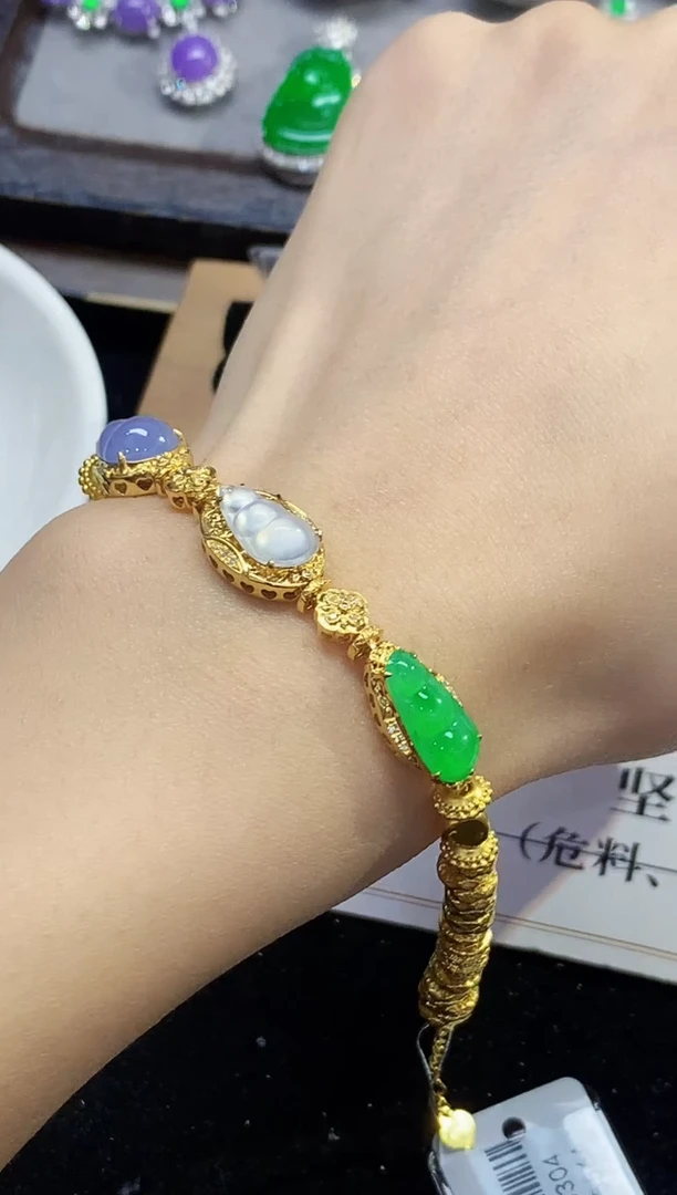 18K金镶嵌手链翡翠重****发SY
