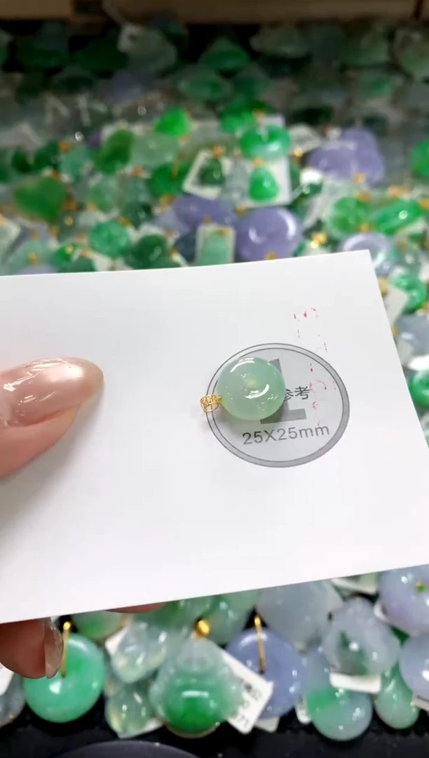 颈饰未镶嵌翡翠1111111111111111