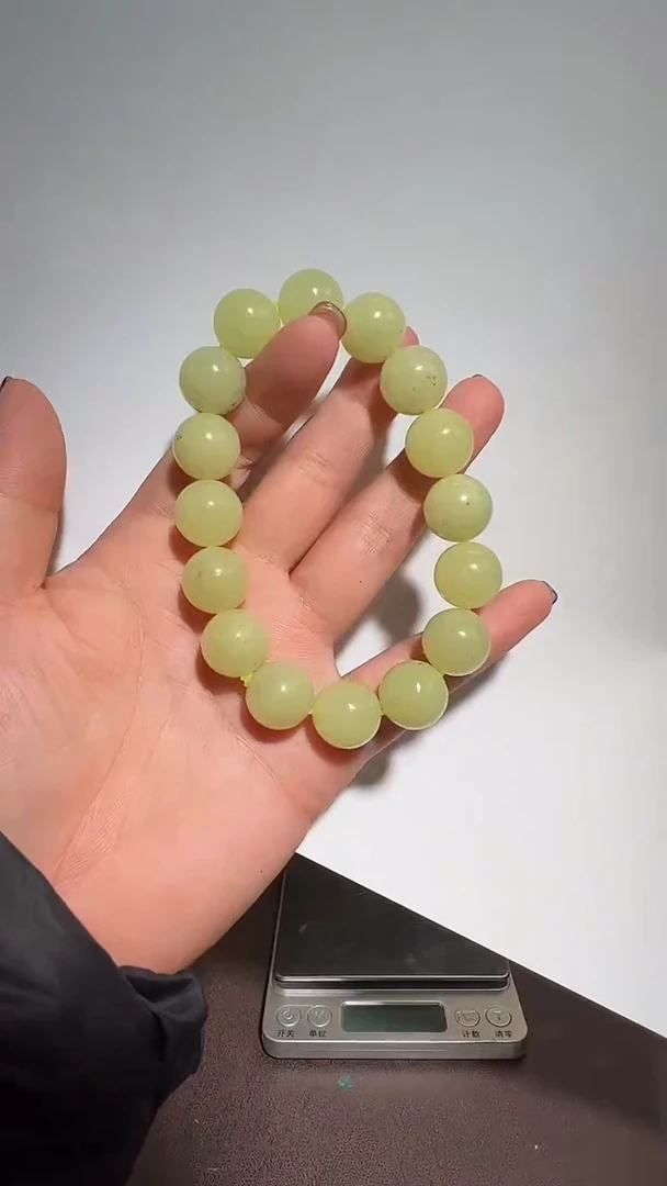 未镶嵌手串和田玉023和田玉手串多样性发一