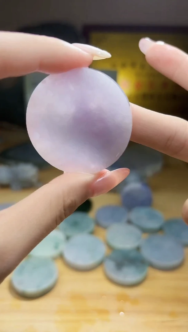 翡翠未镶嵌颈饰翡翠A货 温谭473