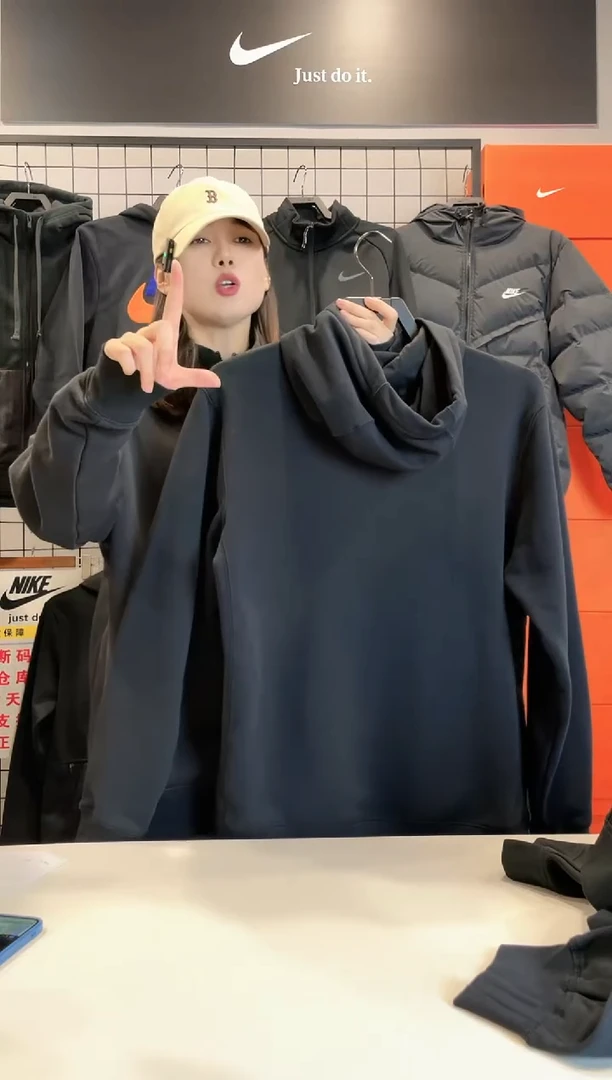 2649 外套黑色  L码 140斤-160斤 不退换