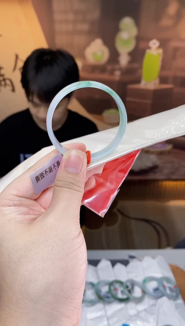 未镶嵌手镯翡翠天然缅甸翡翠A货