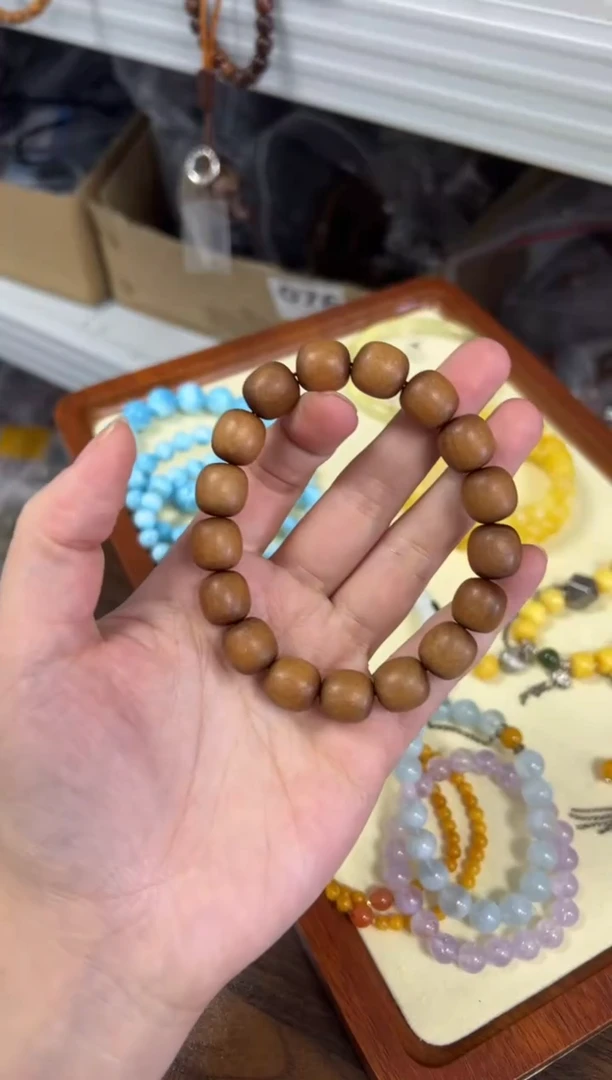 檀香木无事牌黑肉老檀香木桶珠素圈手串11MM