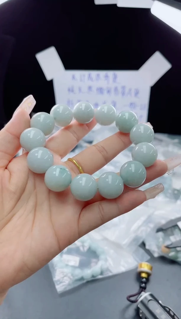 未镶嵌定制翡翠珠串