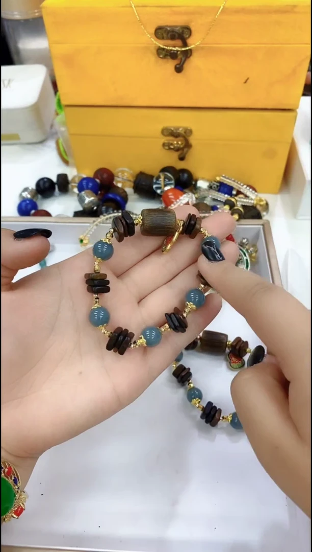 树脂制品2891达拉干蓝贺岁手串