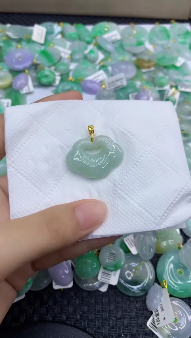 颈饰未镶嵌翡翠天然缅甸A货翡翠