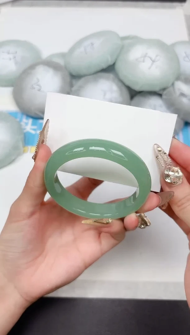 石英质玉手镯未镶嵌73-57.0