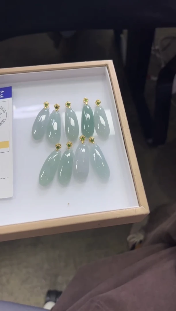 颈饰未镶嵌翡翠Z103/多样性发一件/配绳子