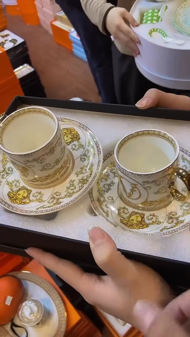 【闪购商品】鸿辉家品牌瓷器,京东包邮!