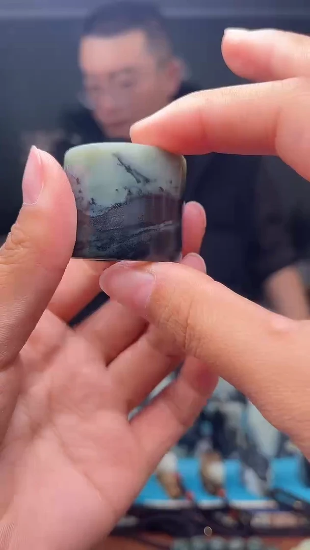 未镶嵌和田玉挂件1