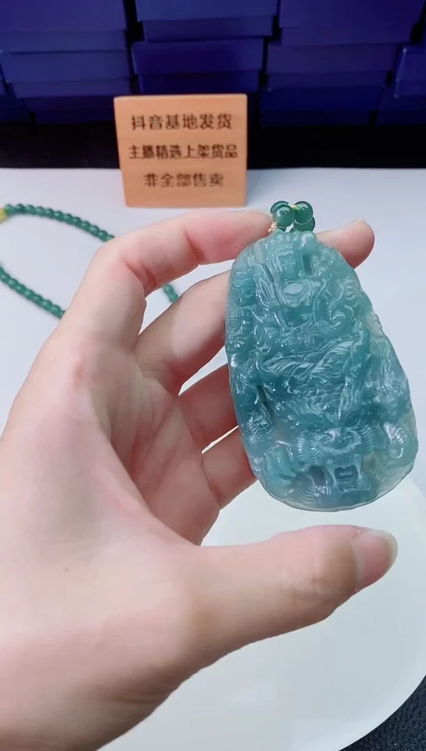 翡翠未镶嵌颈饰111111111
