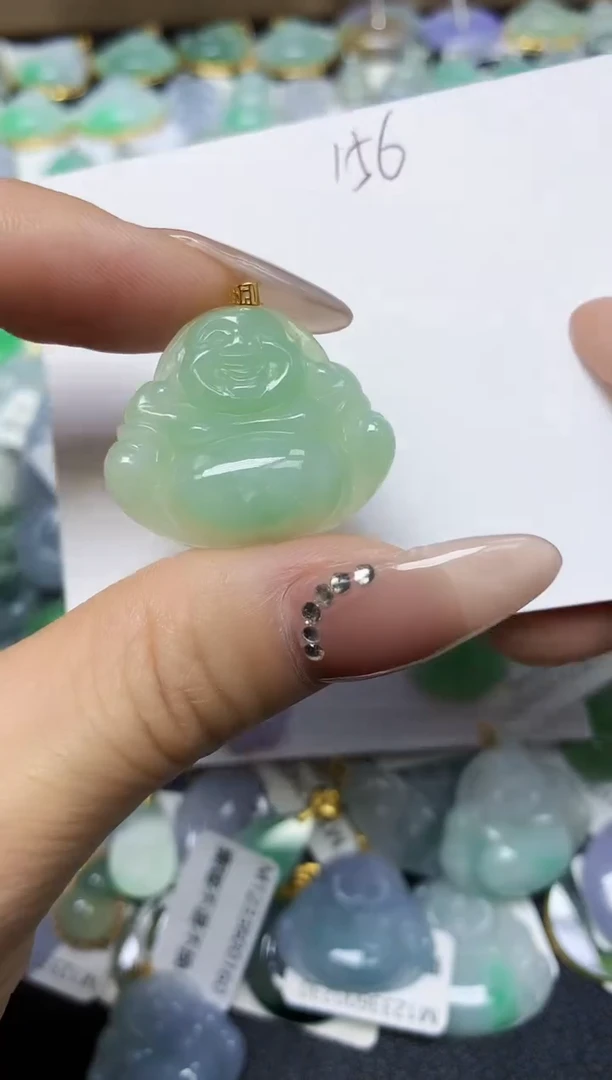 翡翠未镶嵌颈饰天然翡翠A货