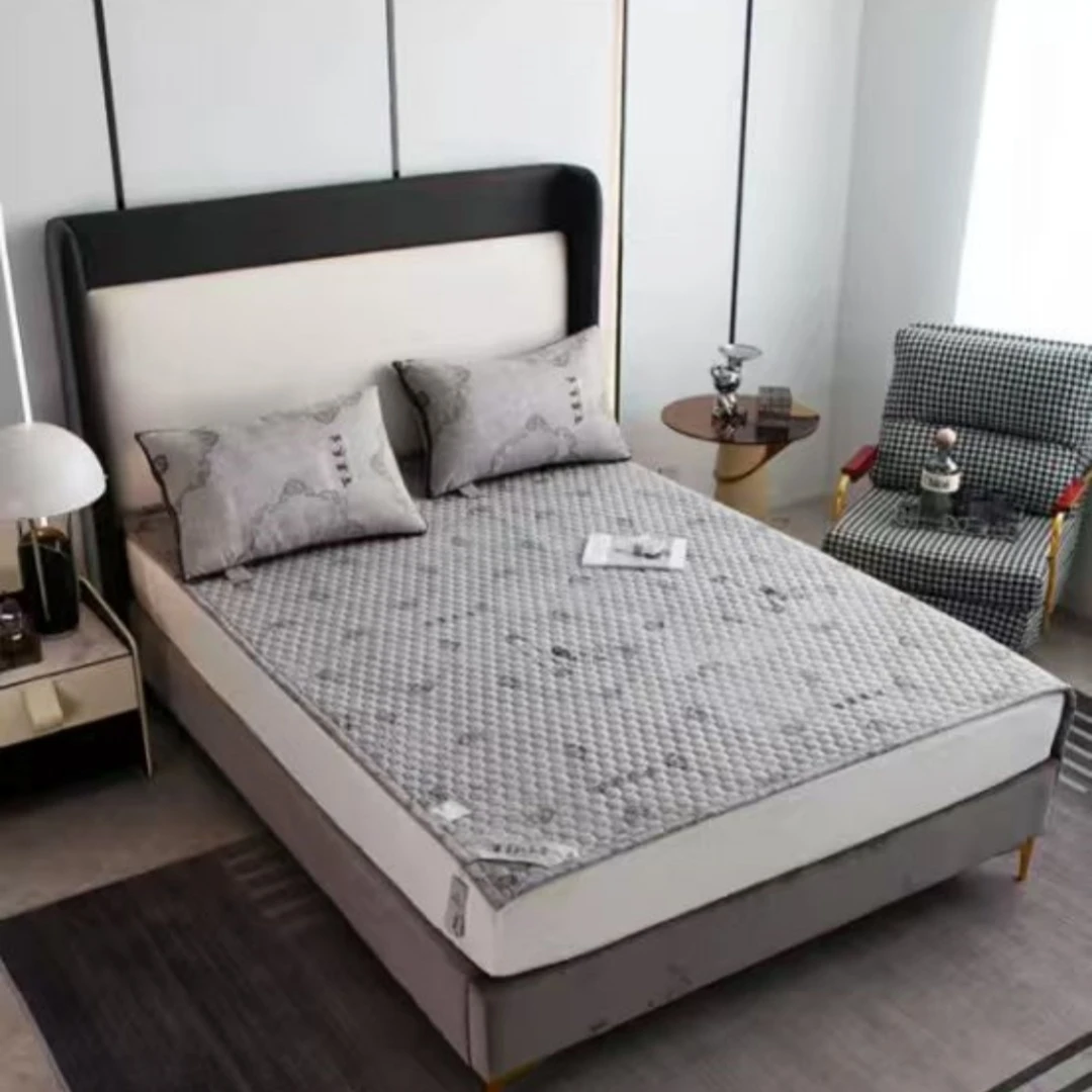 百草床垫2mx2m3 1条