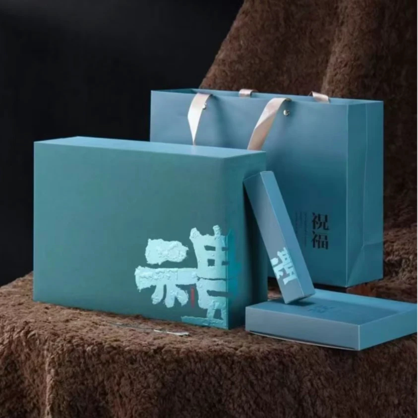 【礼】 2022年班章王金奖普洱生茶茶饼357克送礼礼盒装