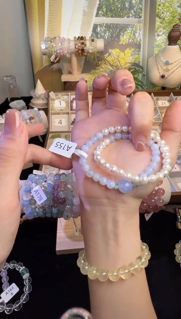 水晶手串未镶嵌天然水晶-155