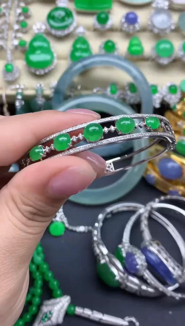 【闪购商品】翡翠手镯18K金镶嵌563-中国好珍宝