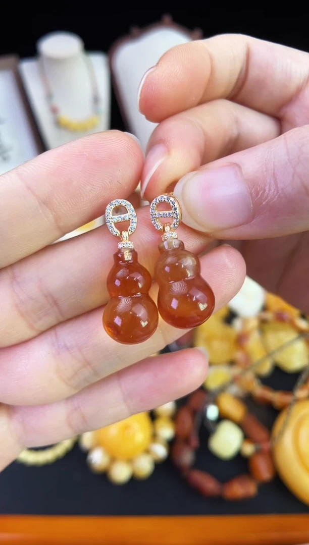 琥珀未镶嵌珠宝奇石柒月