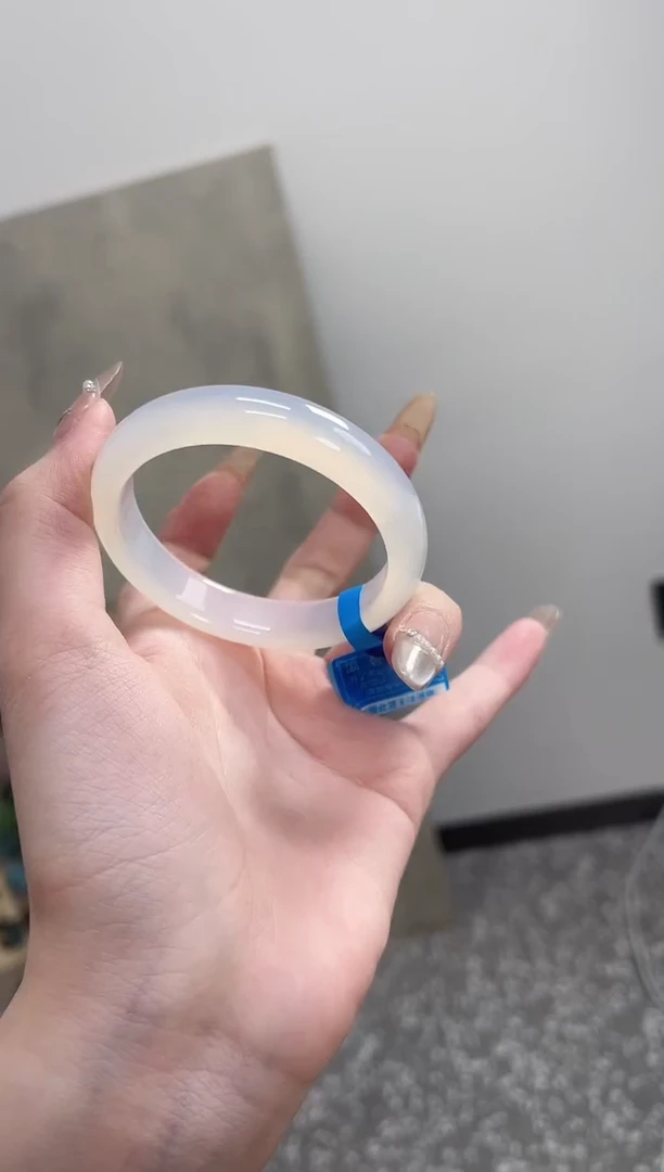 【闪购商品】玛瑙/玉髓手镯未镶嵌50圈 需要包容