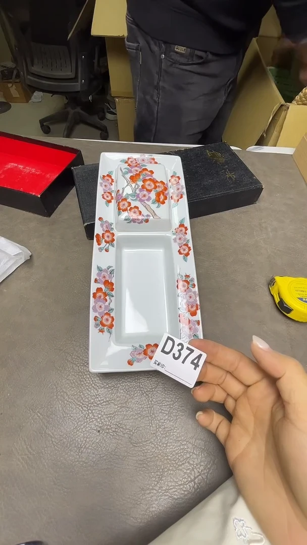 瓷片美**月默认微瑕，谨慎参拍D374