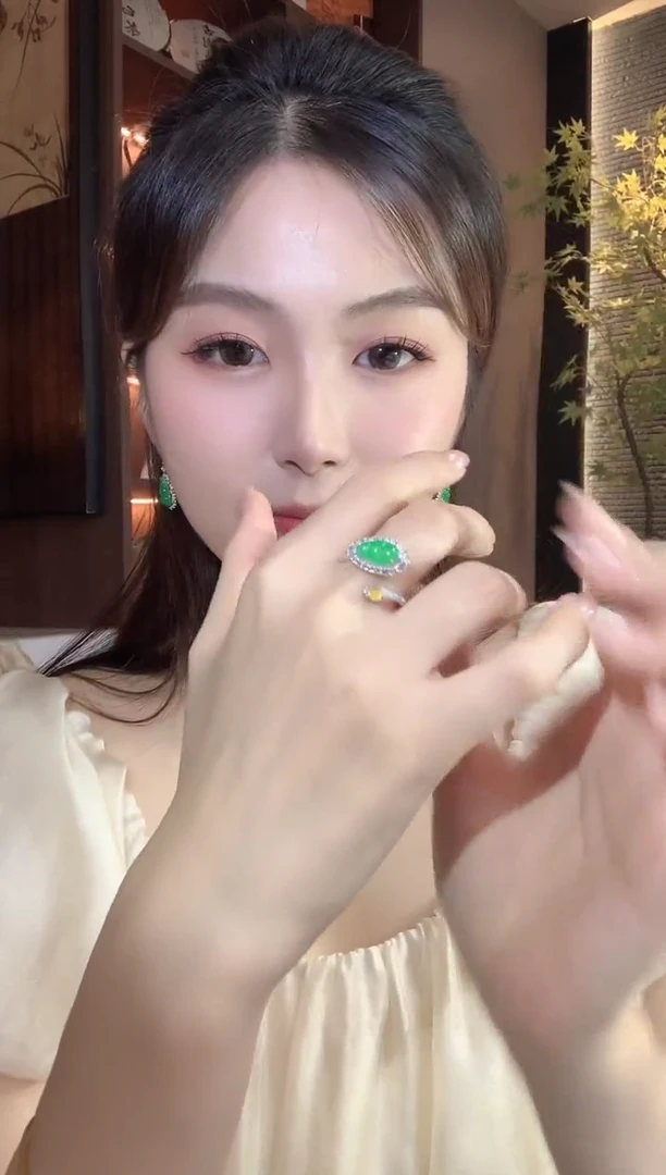 18K金镶嵌戒指翡翠D33翡翠