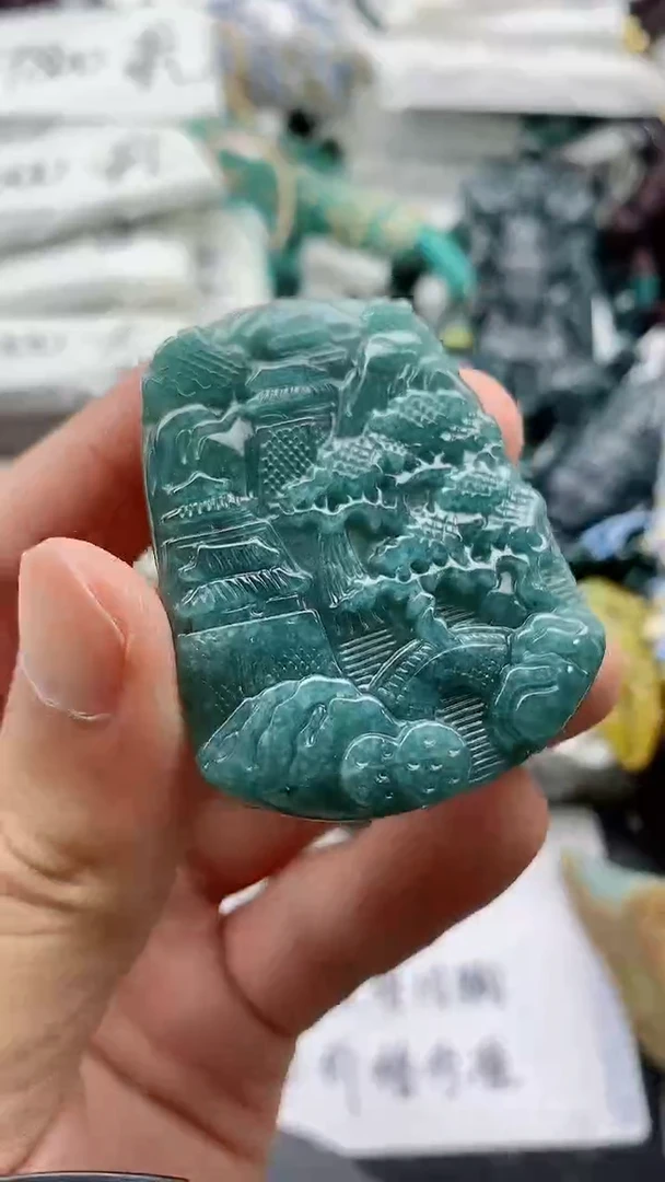 翡翠未镶嵌颈饰昊*888
