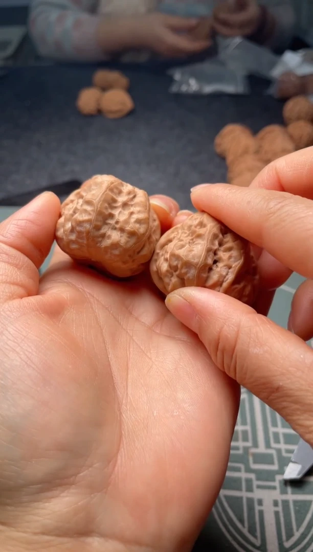 把件文玩核桃w96 蛤蟆头 38尺