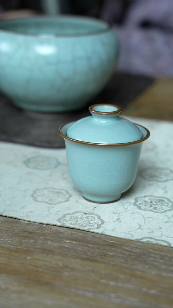 【闪购商品】/B30汝釉素面小盖碗