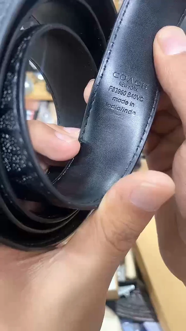 瓷片闪购商品  如图所示