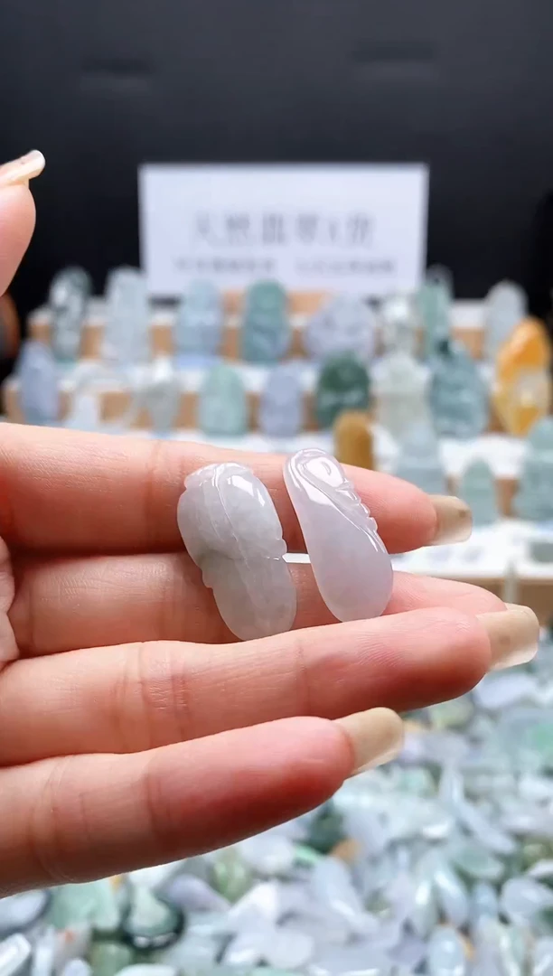 翡翠未镶嵌吊坠(不含链)134叶子 福瓜