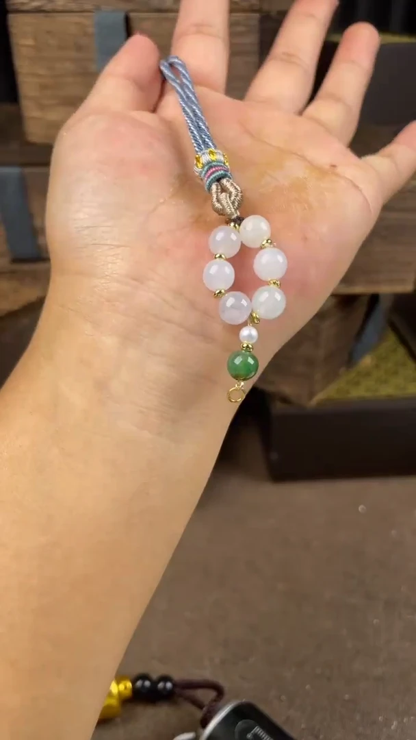 颈饰未镶嵌翡翠项链