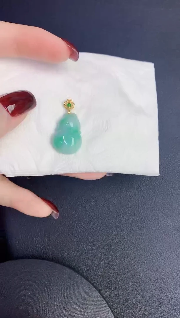 颈饰未镶嵌翡翠缅甸天然翡翠A货